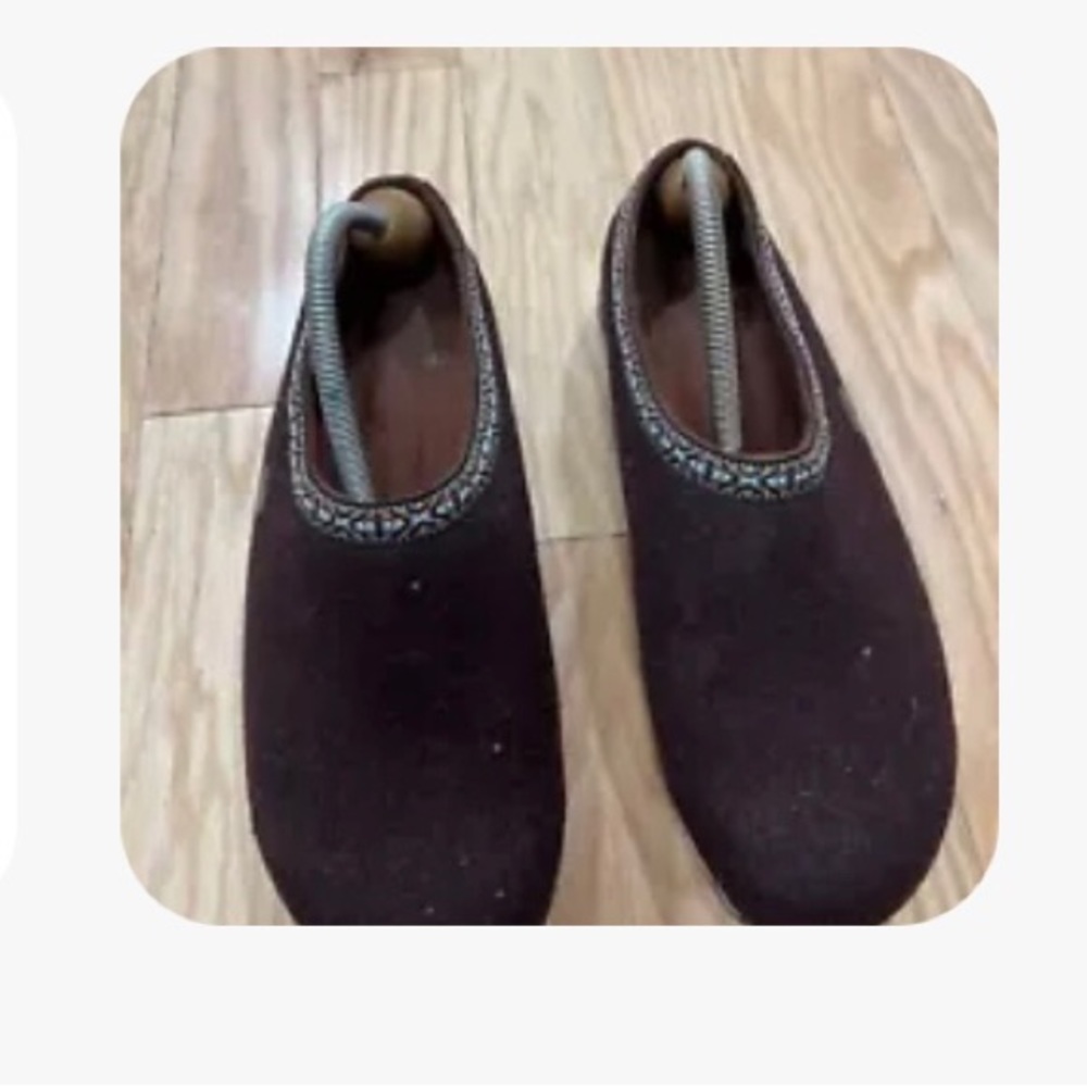 Therafit slippers. Size 11.5